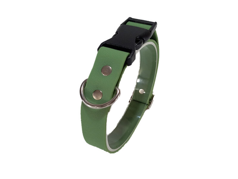 Collar Impermeable Verde Militar